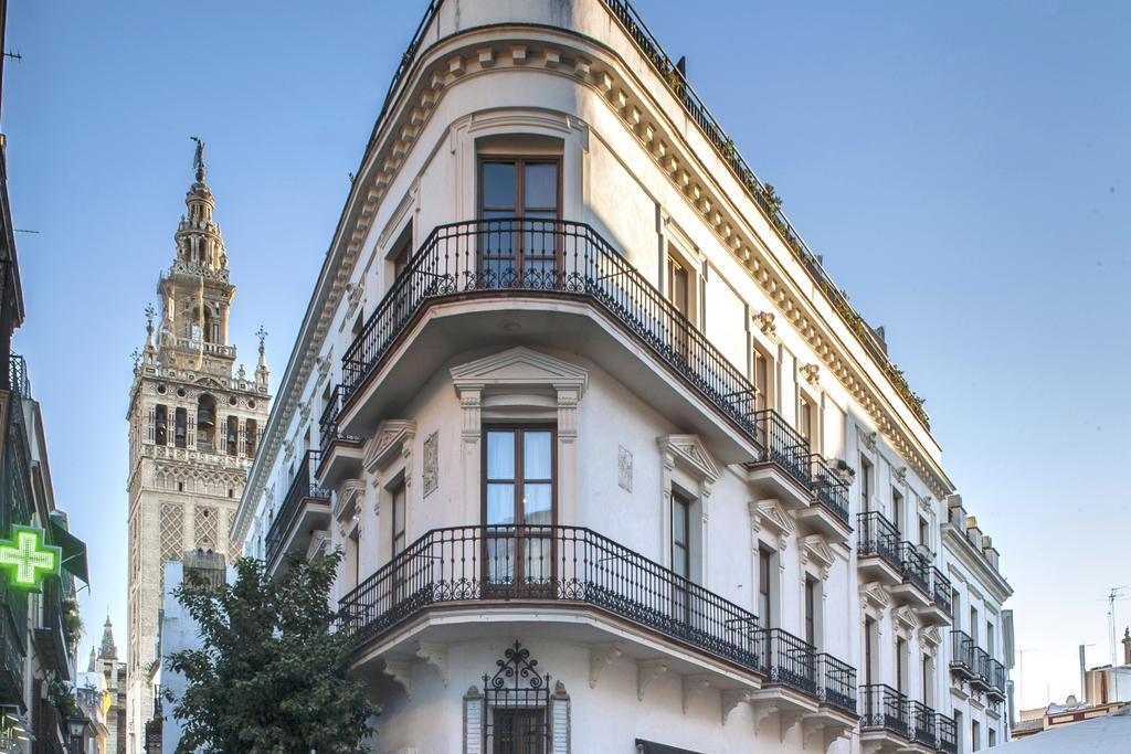 Cathedral Apartment, Upper Floor Apartment Севілья Екстер'єр фото